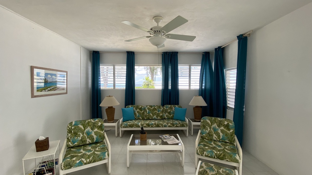 Photo of Livingroom in Enterprise