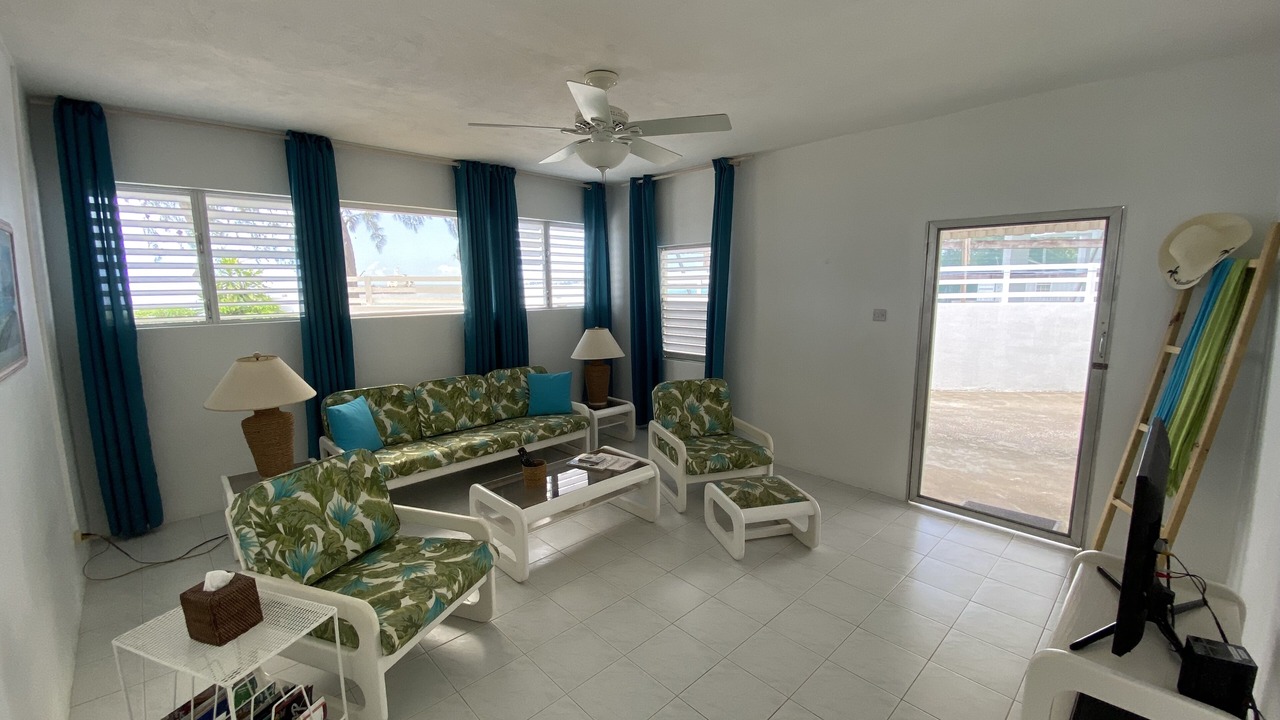 Photo of Livingroom in Enterprise