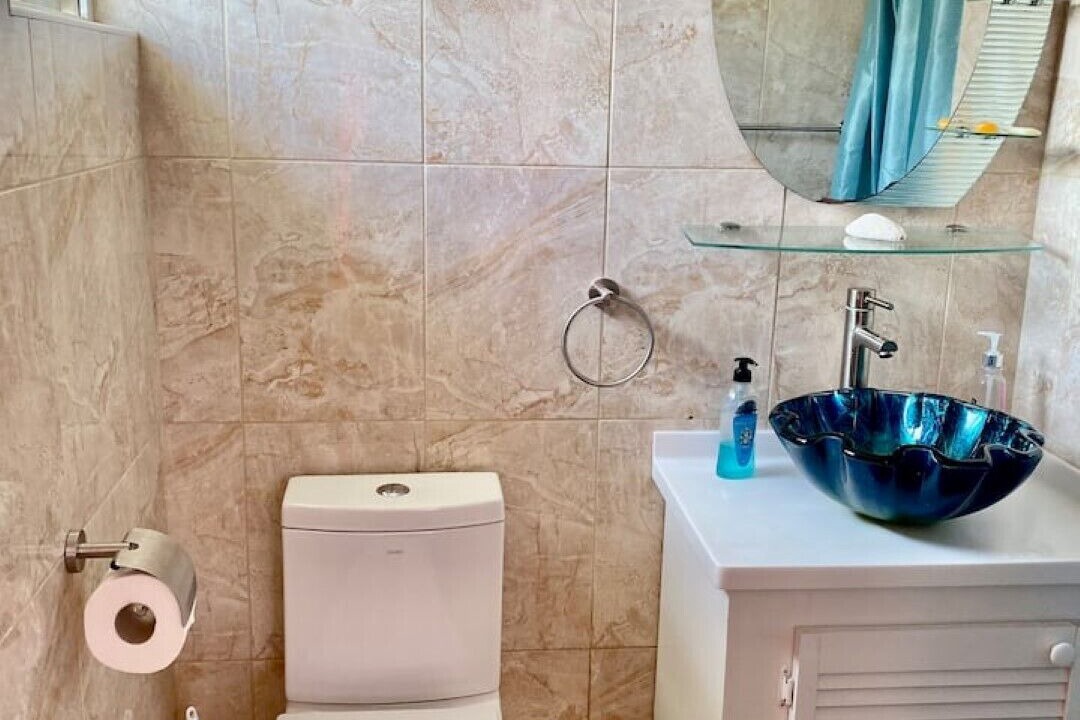 Photo of Bathroom in Halcyon Heights
