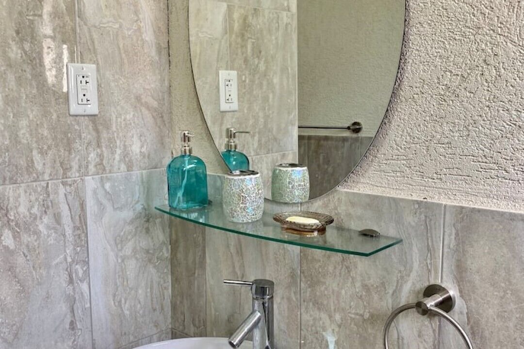 Photo of Bathroom in Halcyon Heights
