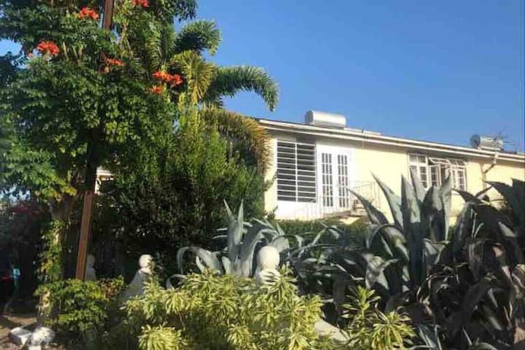 Photo of Outdoor in Halcyon Heights