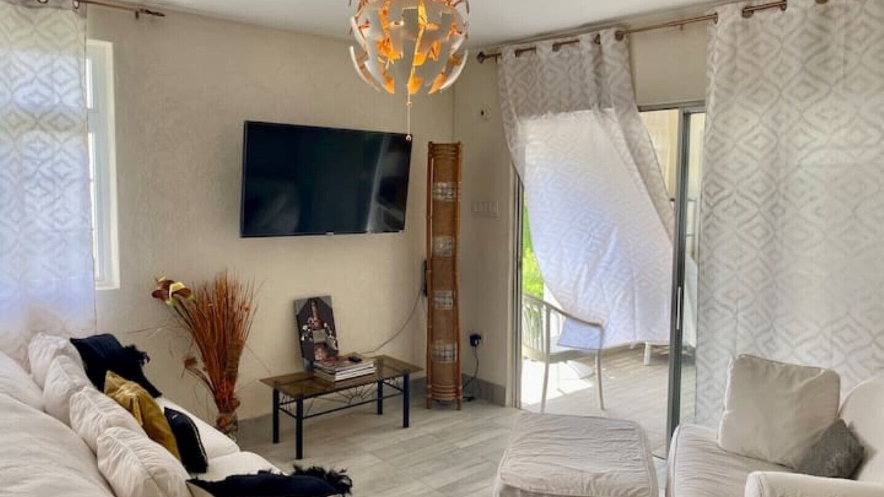Photo of Livingroom in Halcyon Heights