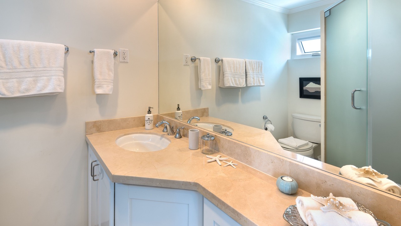 Photo of Bathroom in Saint Matthias