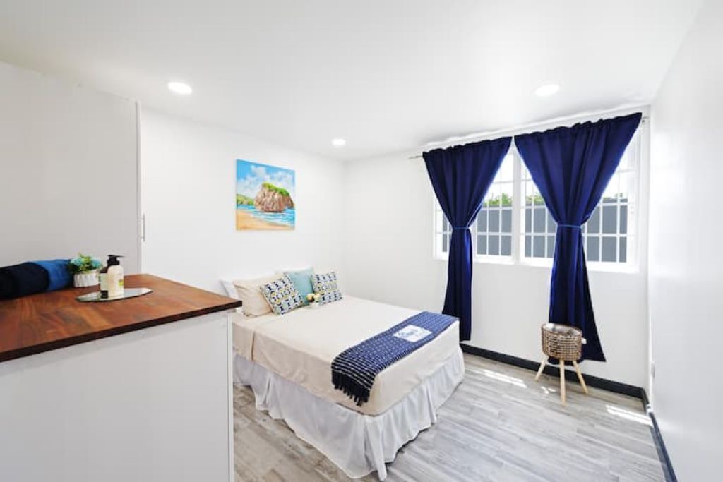 Photo of Bedroom in Oistins