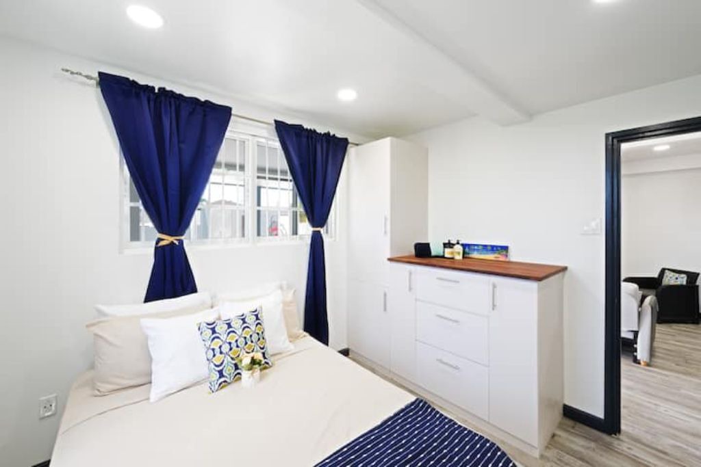 Photo of Bedroom in Oistins