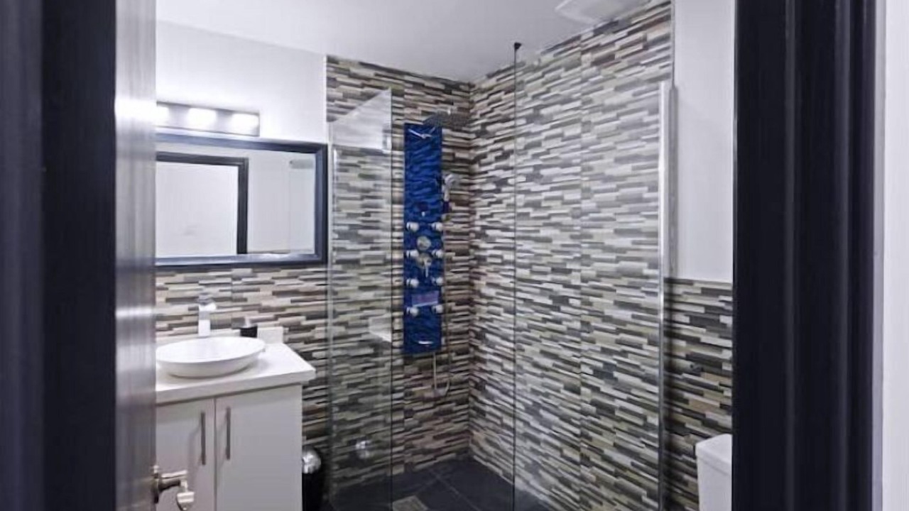 Photo of Bathroom in Oistins