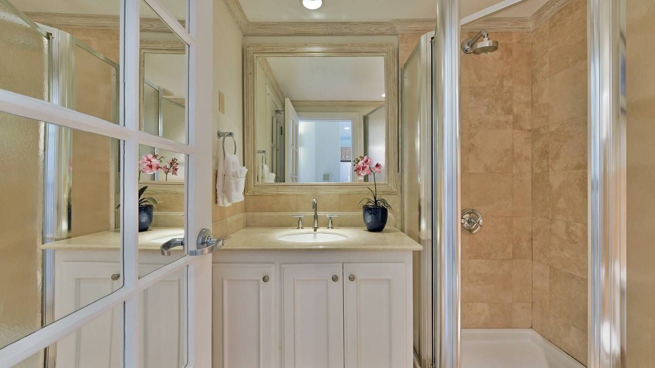 Photo of Bathroom in Oistins