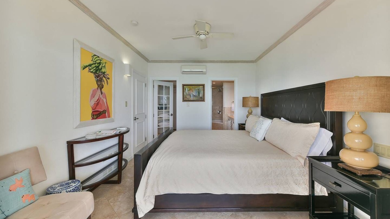Photo of Bedroom in Oistins