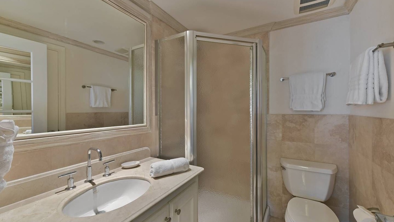 Photo of Bathroom in Oistins