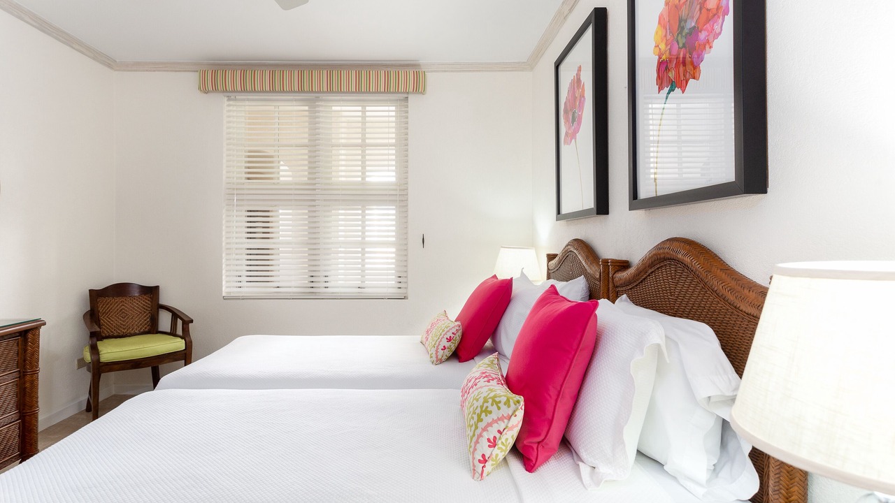 Photo of Bedroom in Oistins