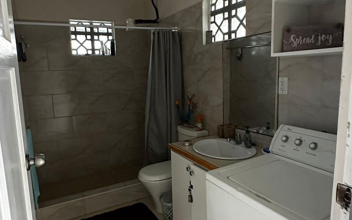 Photo of Bathroom in Hill Crest