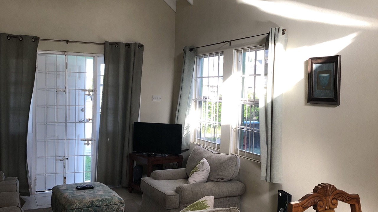 Photo of Livingroom in Apple Hall
