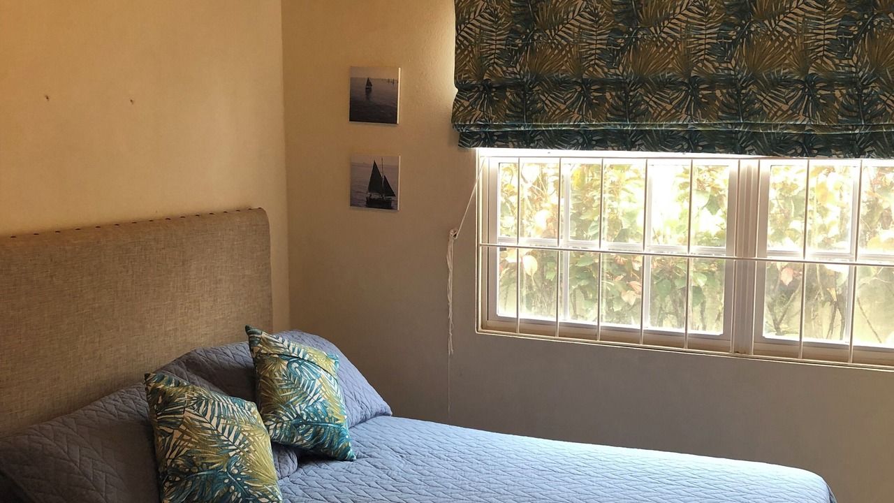 Photo of Bedroom in Apple Hall
