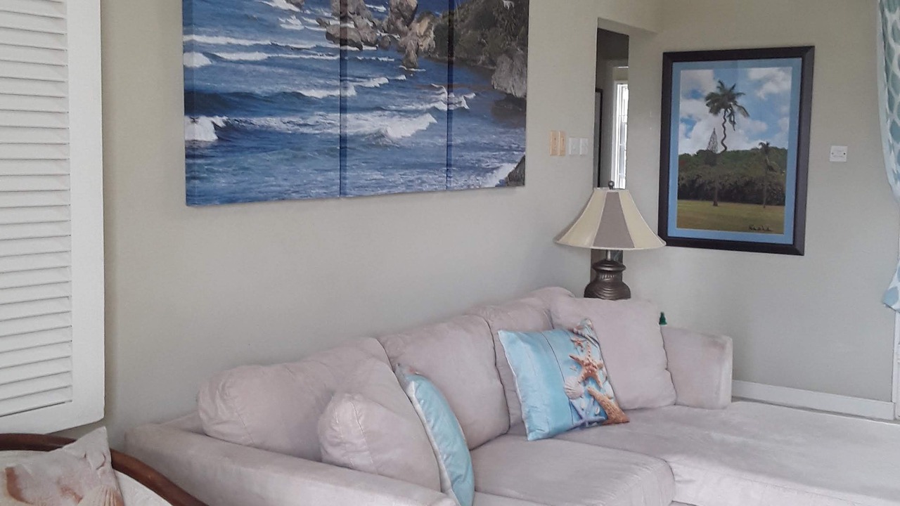 Photo of Livingroom in Apple Hall
