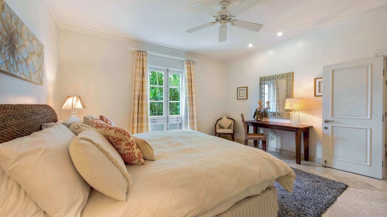 Photo of Bedroom in Schooner Bay