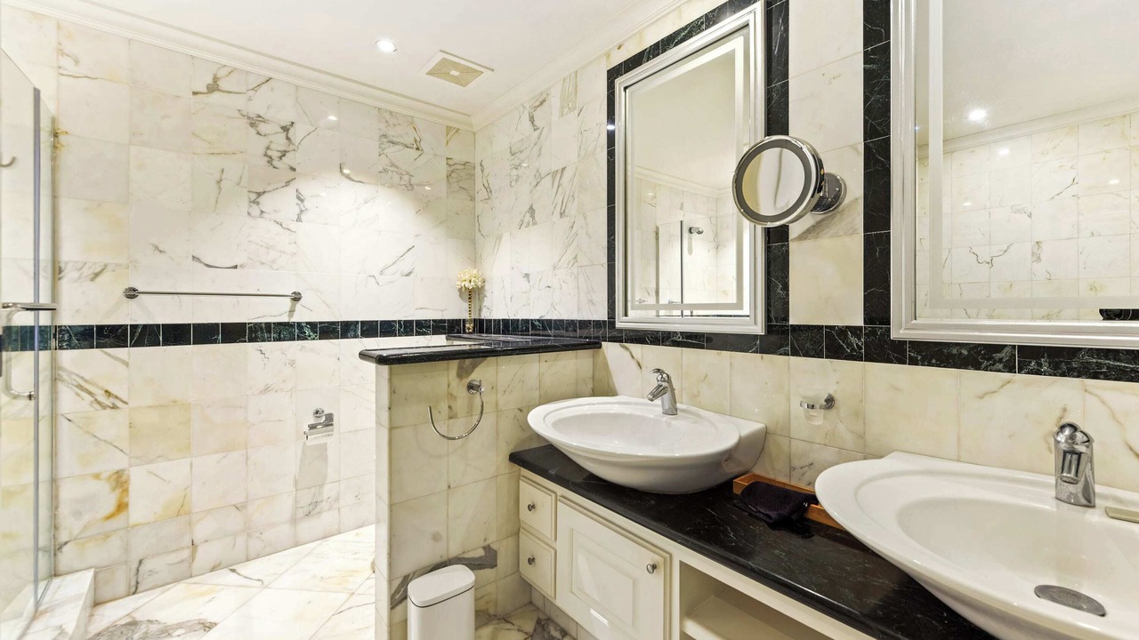 Photo of Bathroom in Schooner Bay