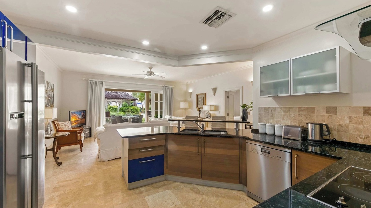 Photo of Kitchen in Schooner Bay