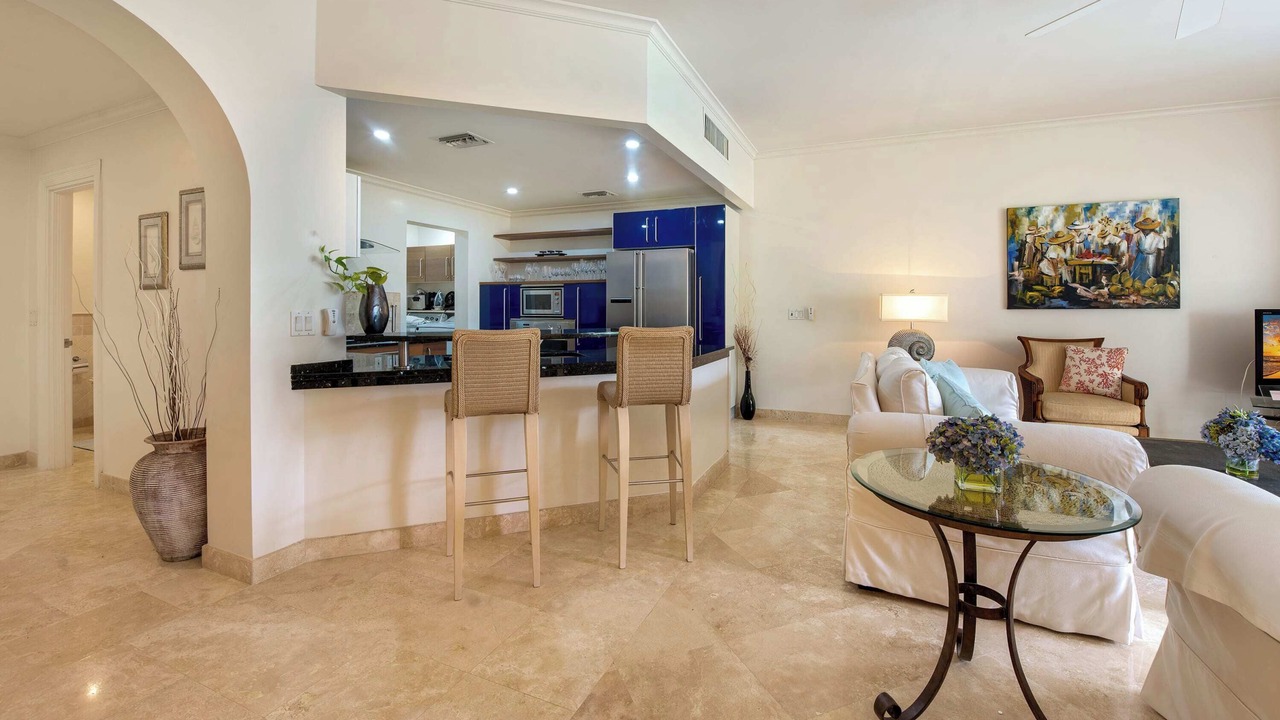 Photo of Livingroom in Schooner Bay
