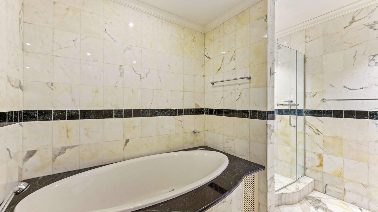 Photo of Bathroom in Schooner Bay