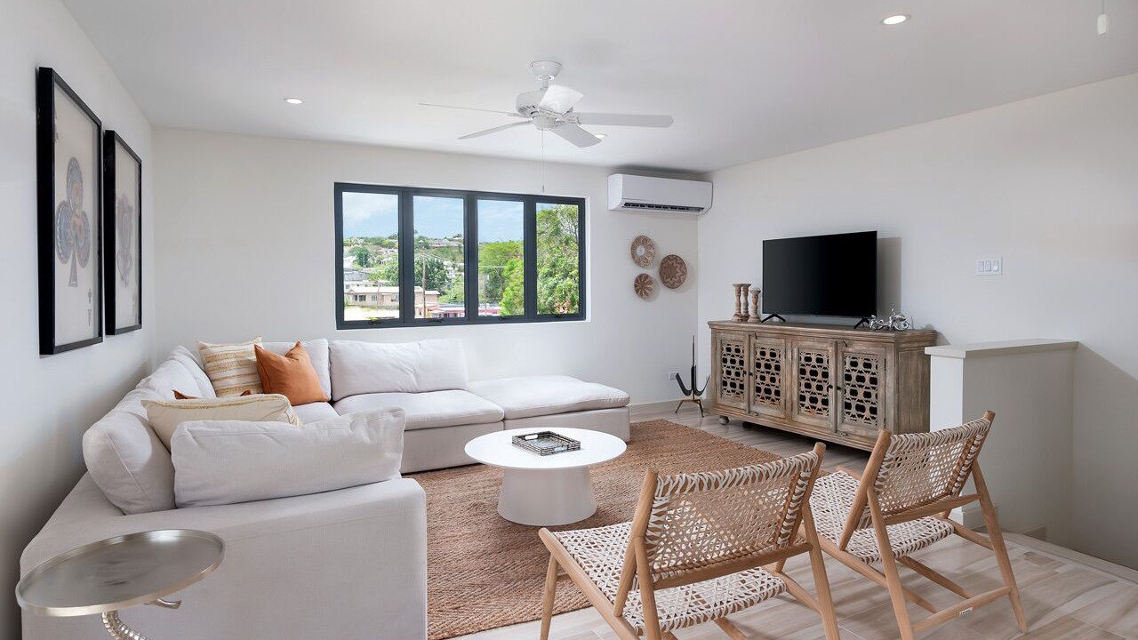 Photo of Livingroom in Reeds Bay