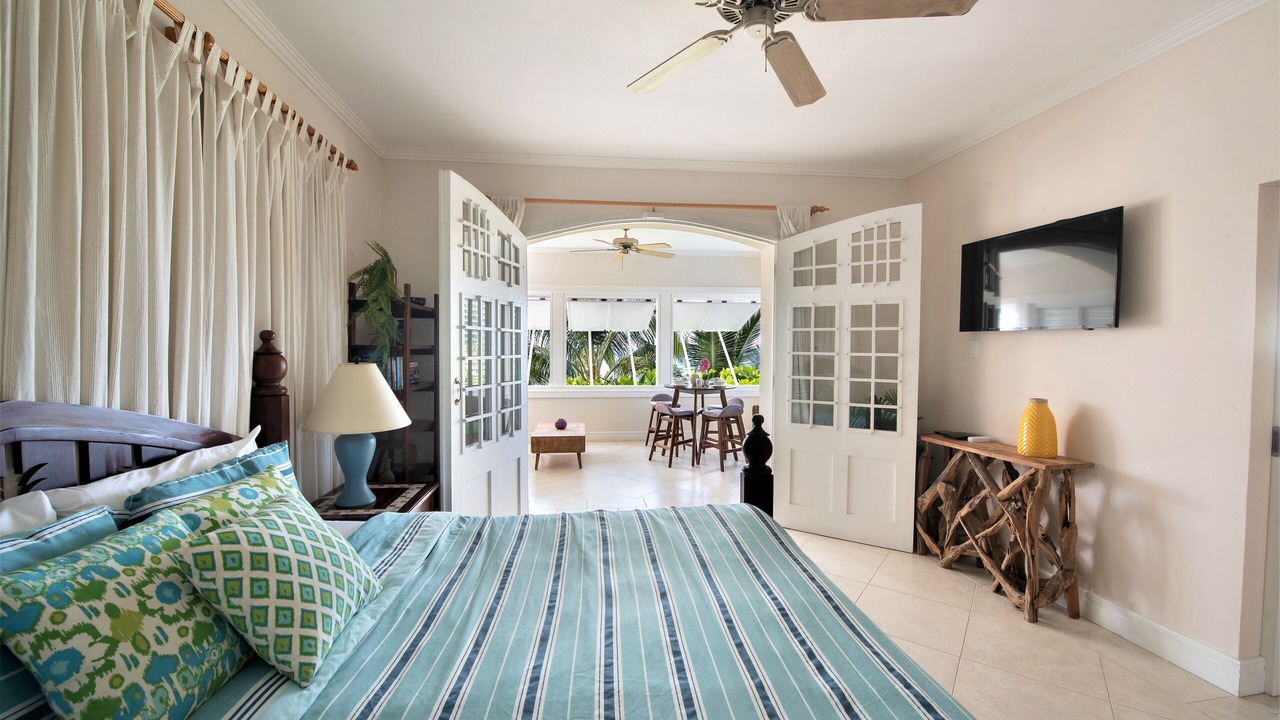 Photo of Bedroom in West Coast