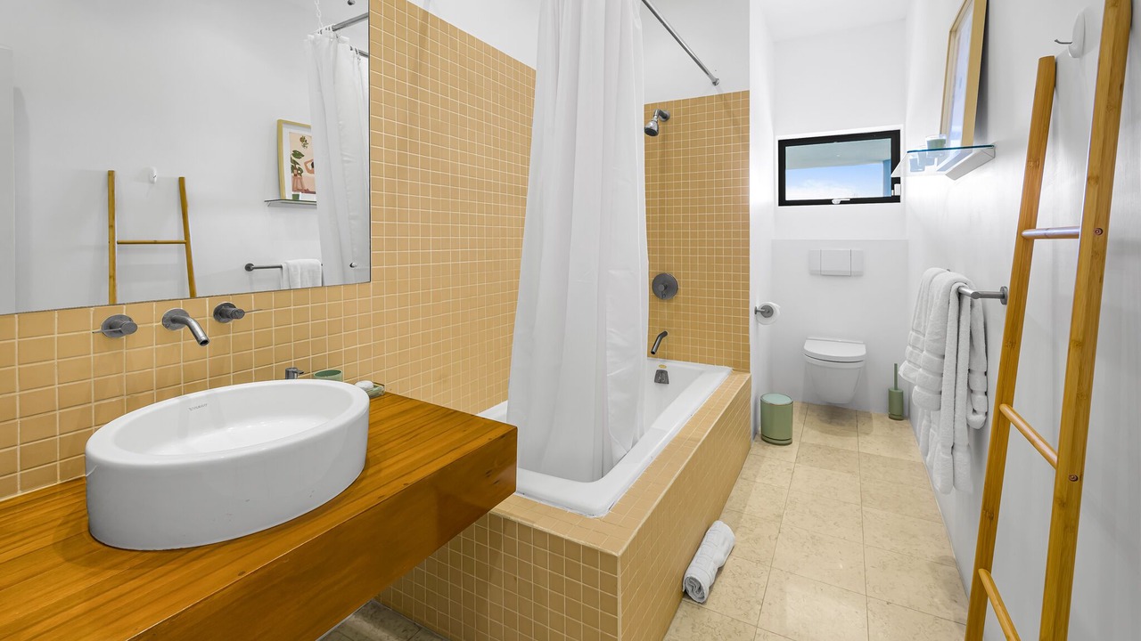 Photo of Bathroom in Reeds Bay