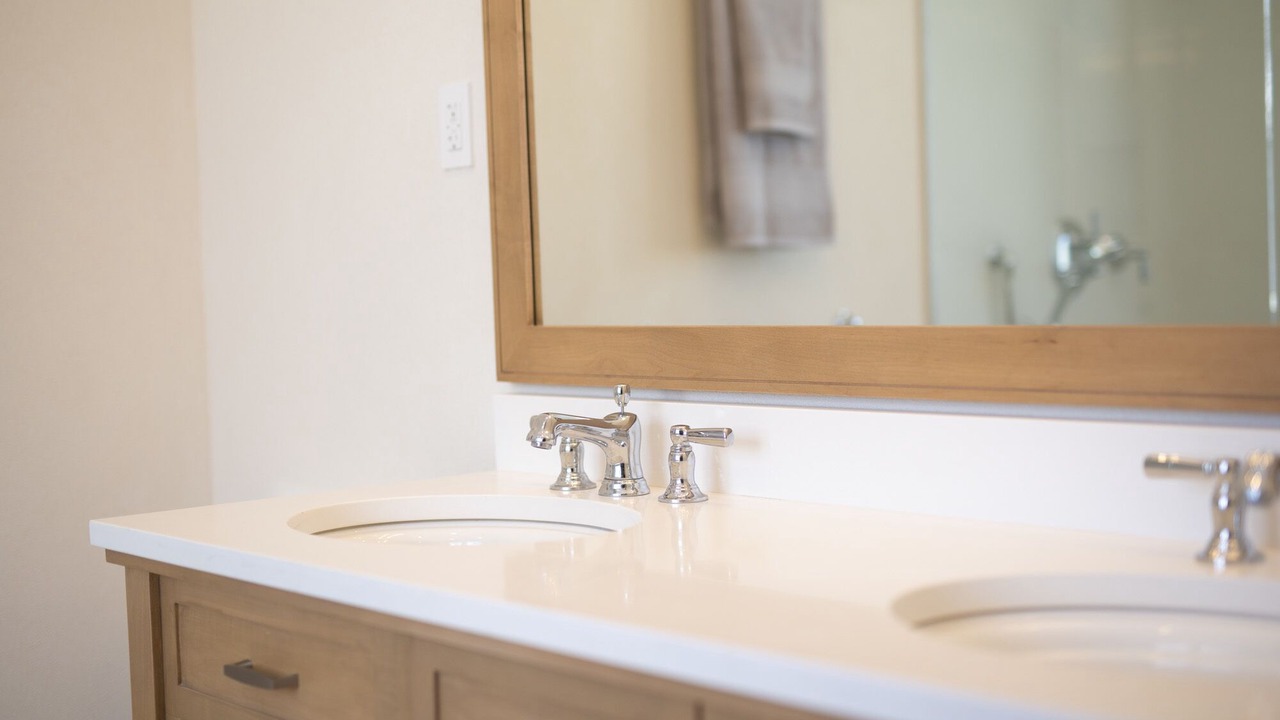 Photo of Bathroom in Orange Hill