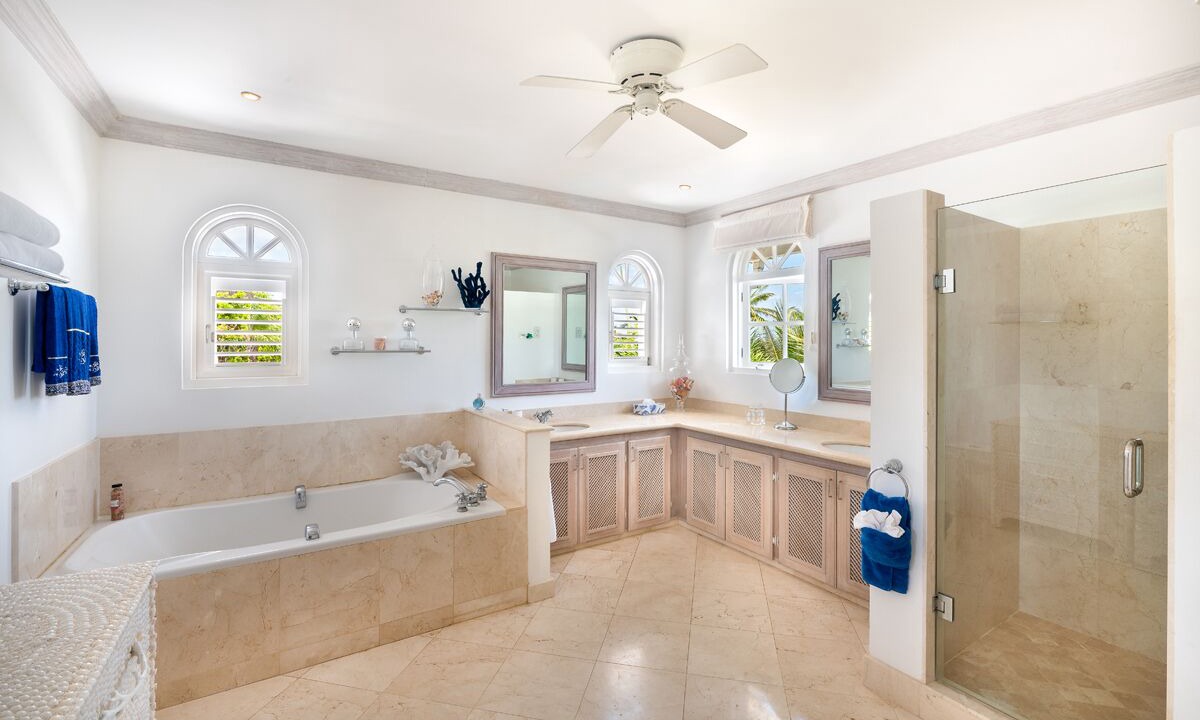 Photo of Bathroom in Mount Standfast