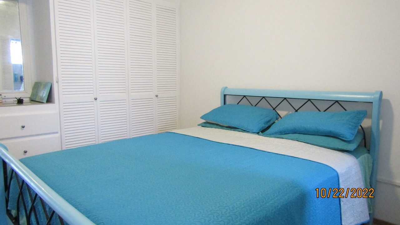 Photo of Bedroom in Navy Gardens