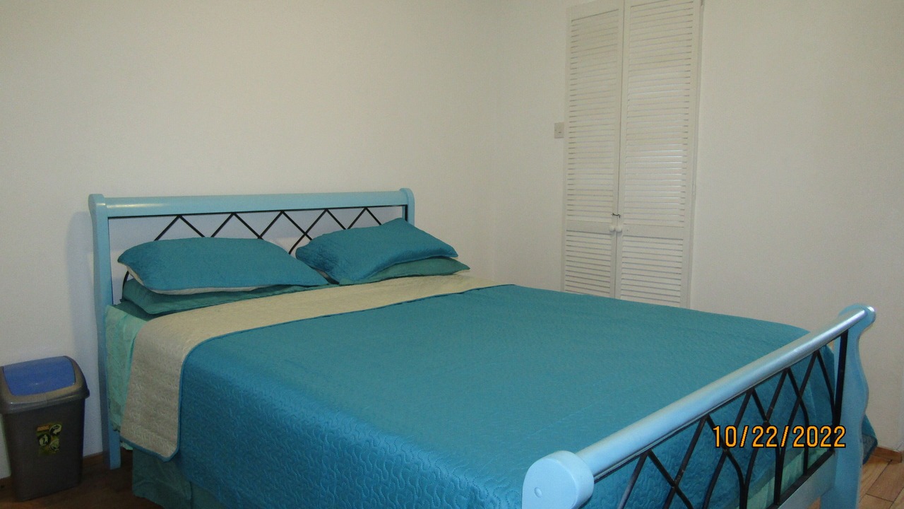 Photo of Bedroom in Navy Gardens