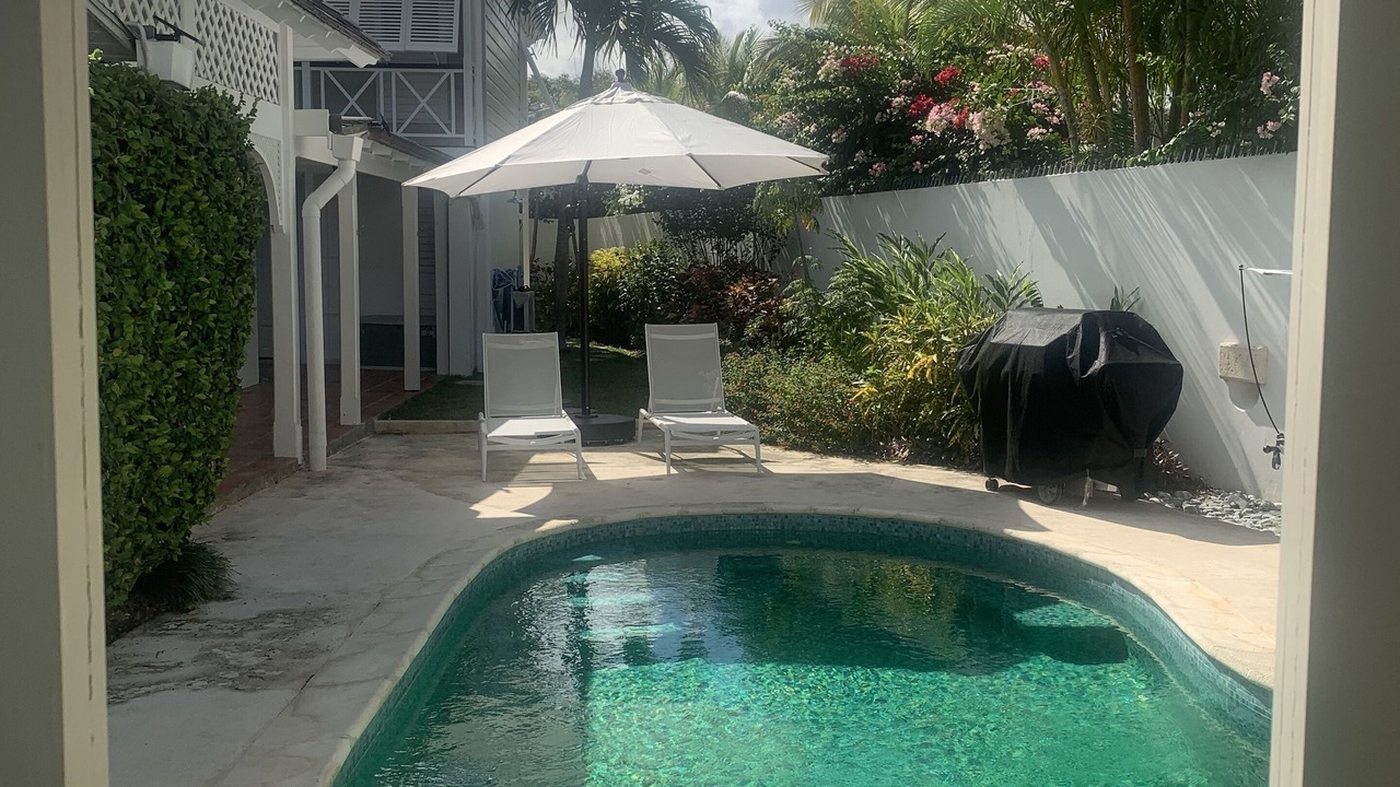 Photo of Outdoor in Halcyon Heights
