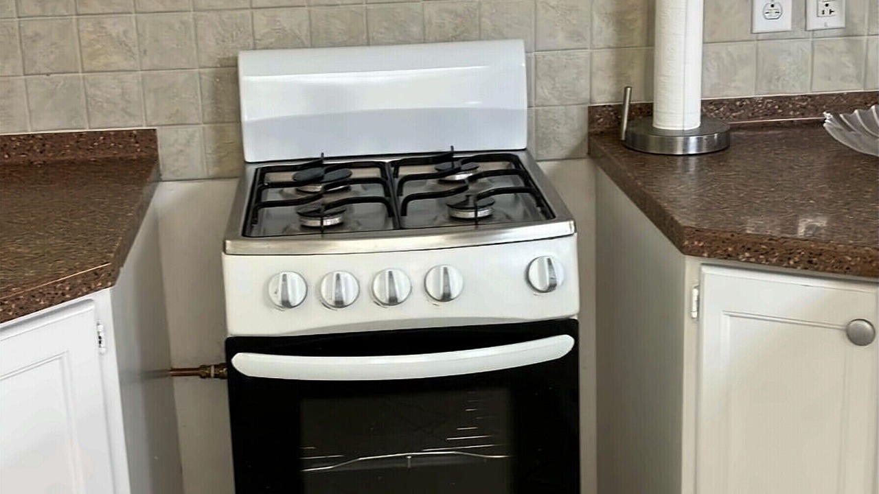 Photo of Kitchen in Gibbs Bay