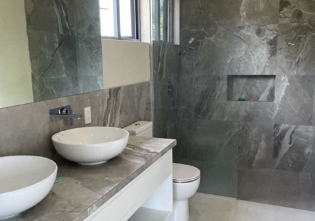 Photo of Bathroom in Maynards