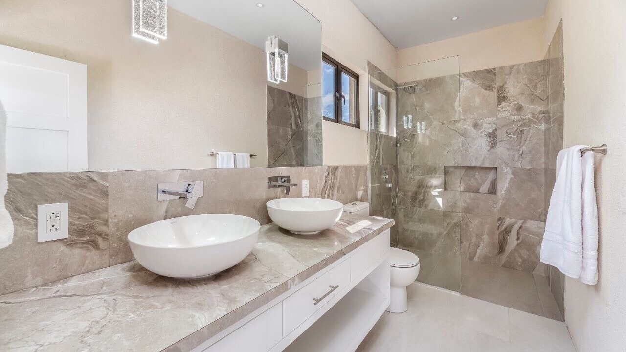 Photo of Bathroom in Maynards