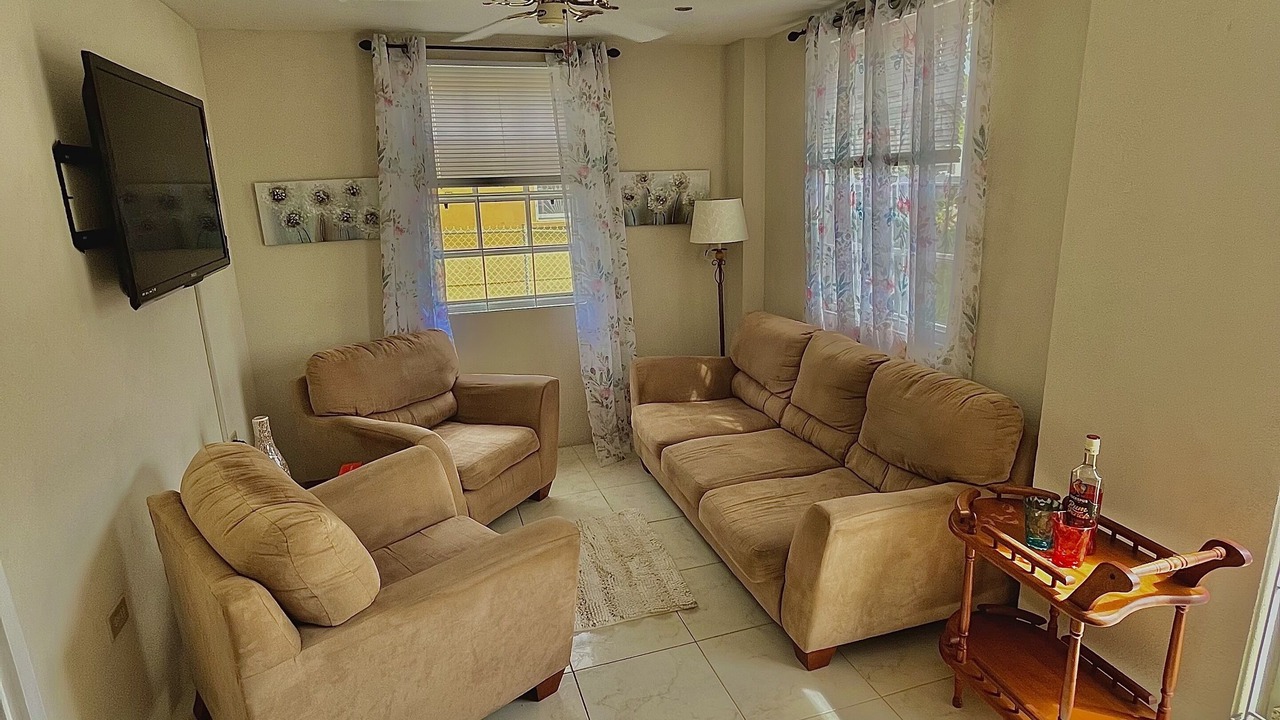 Photo of Livingroom in Warleigh