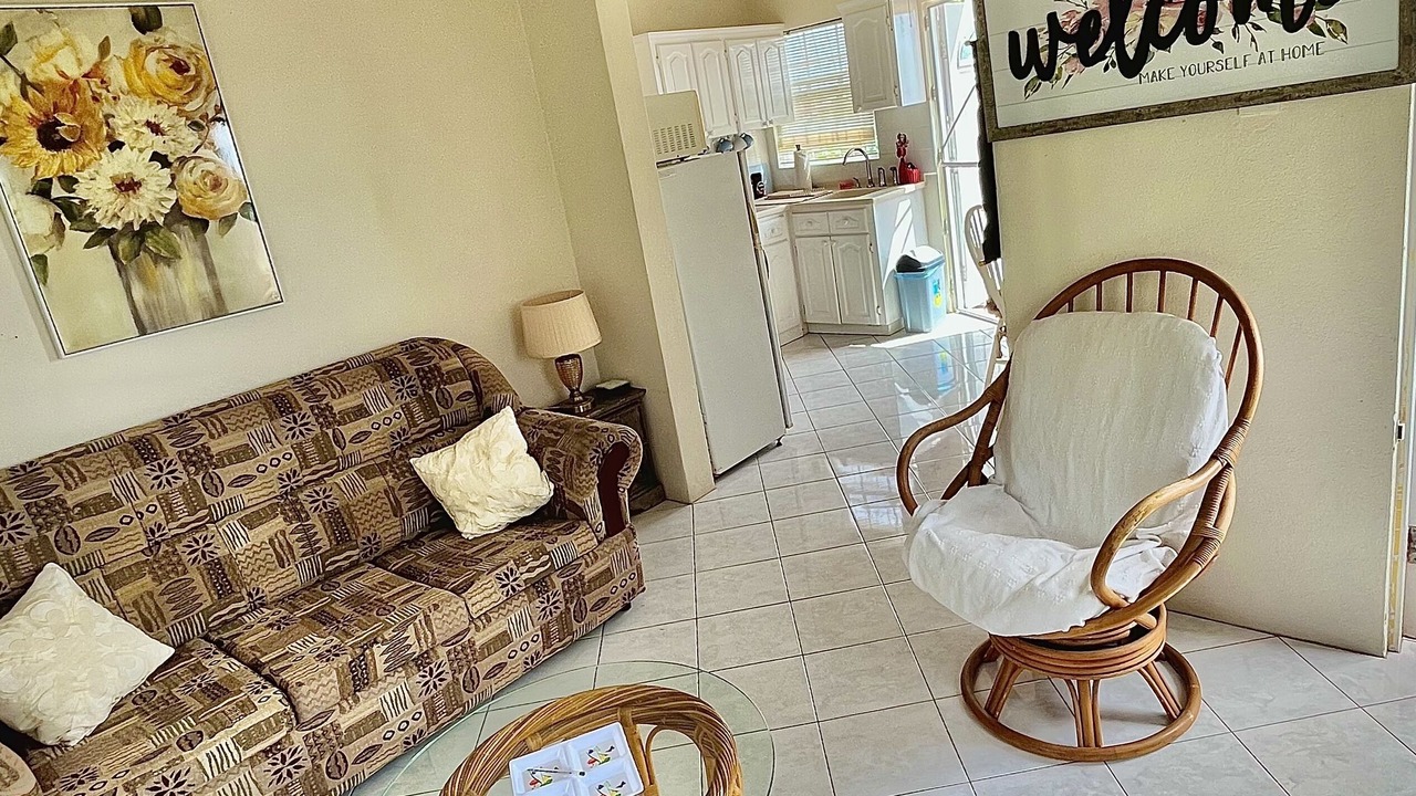 Photo of Livingroom in Warleigh