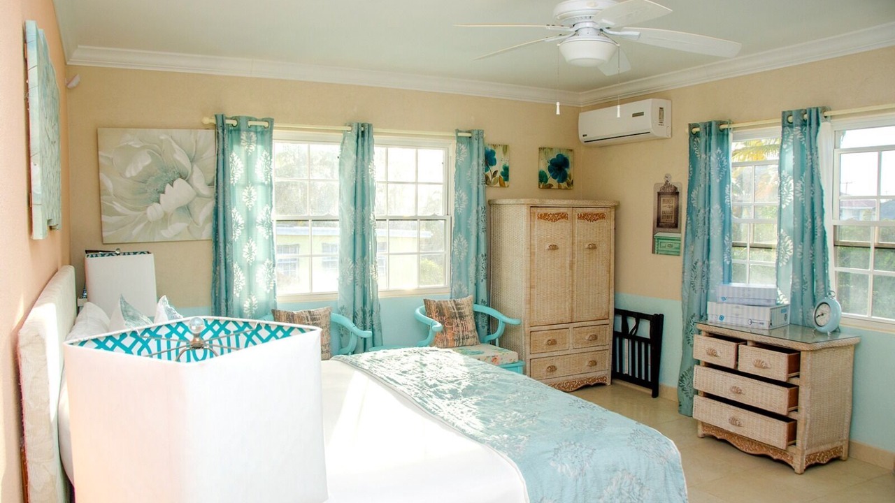 Photo of Bedroom in Ealing Park