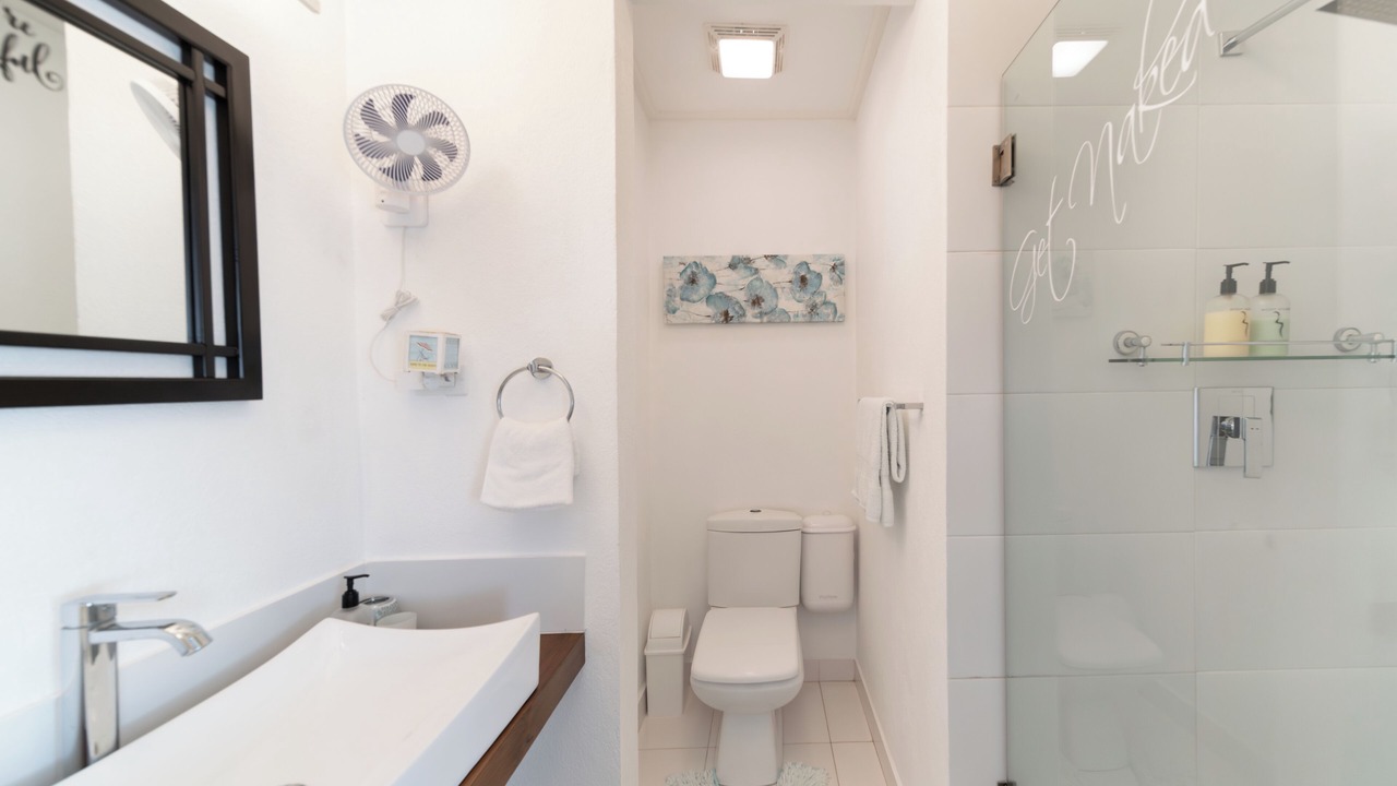 Photo of Bathroom in Ealing Park