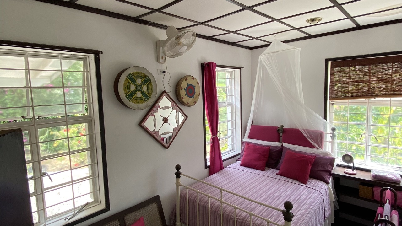 Photo of Bedroom in Pine Gardens