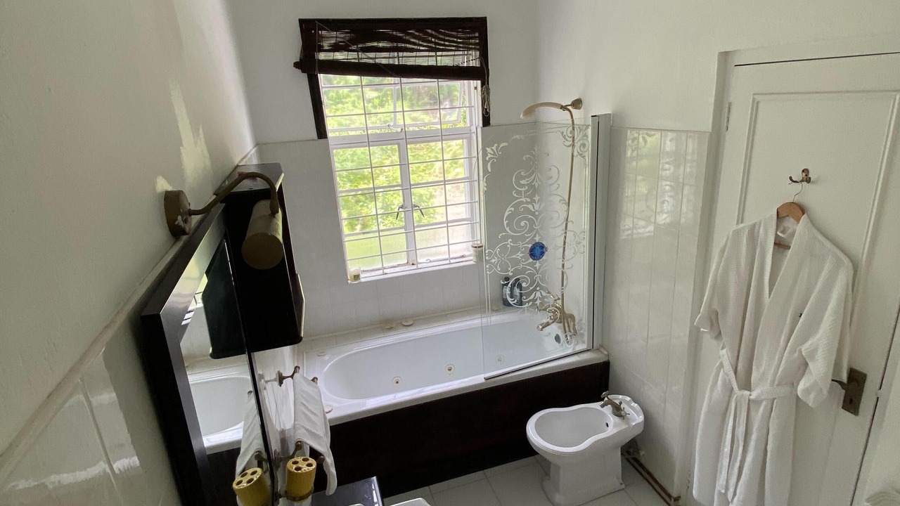 Photo of Bathroom in Pine Gardens