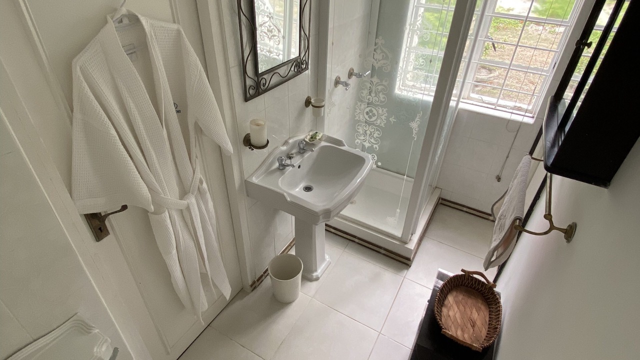 Photo of Bathroom in Pine Gardens