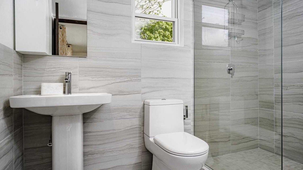 Photo of Bathroom in Oistins