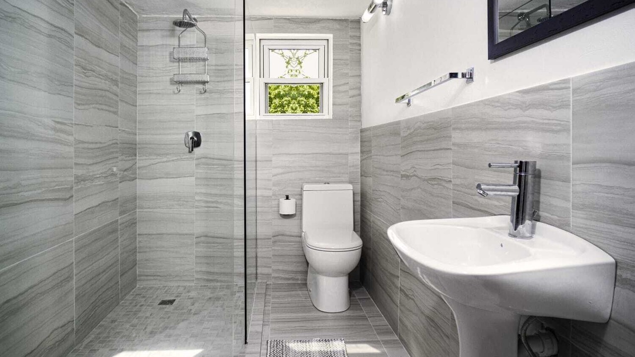 Photo of Bathroom in Oistins