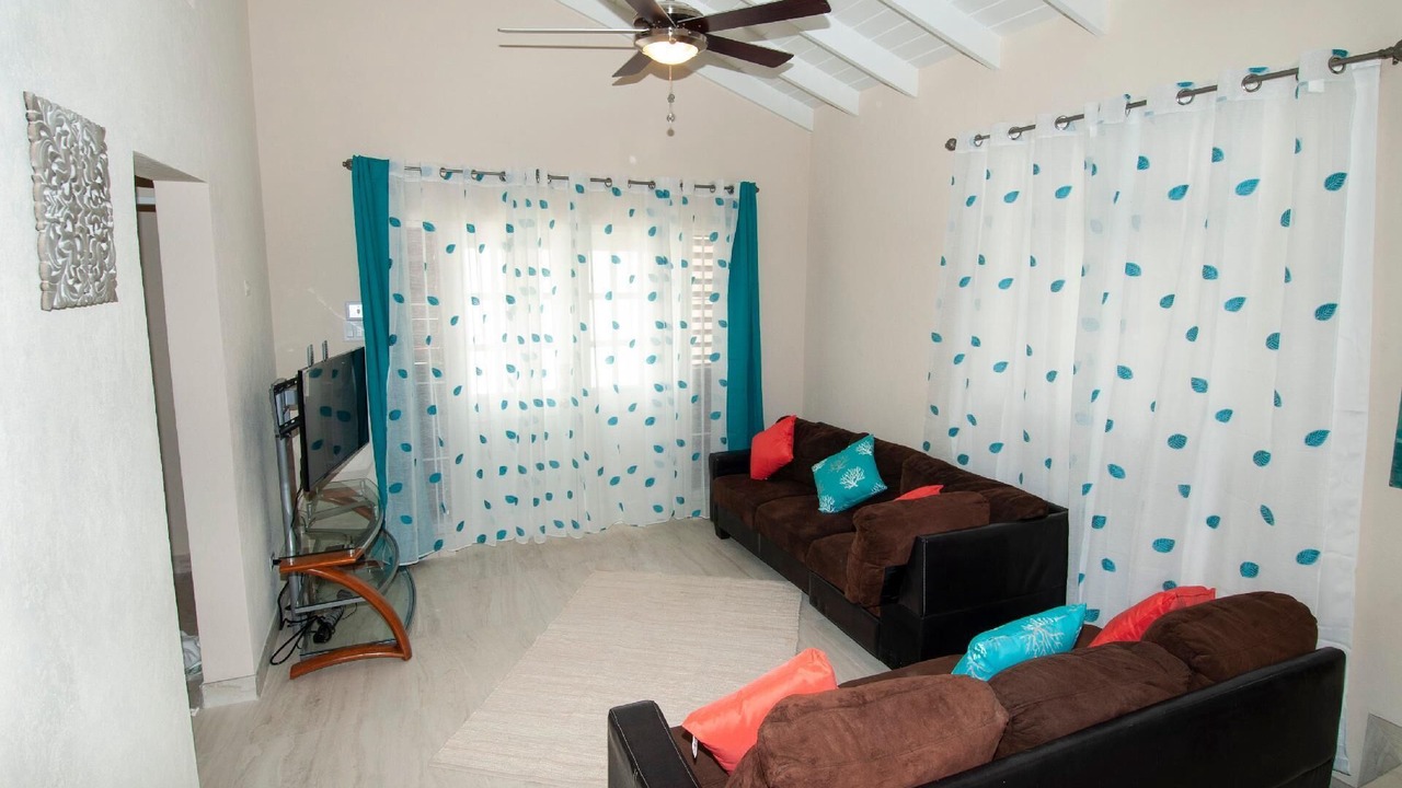 Photo of Livingroom in Fitts Village