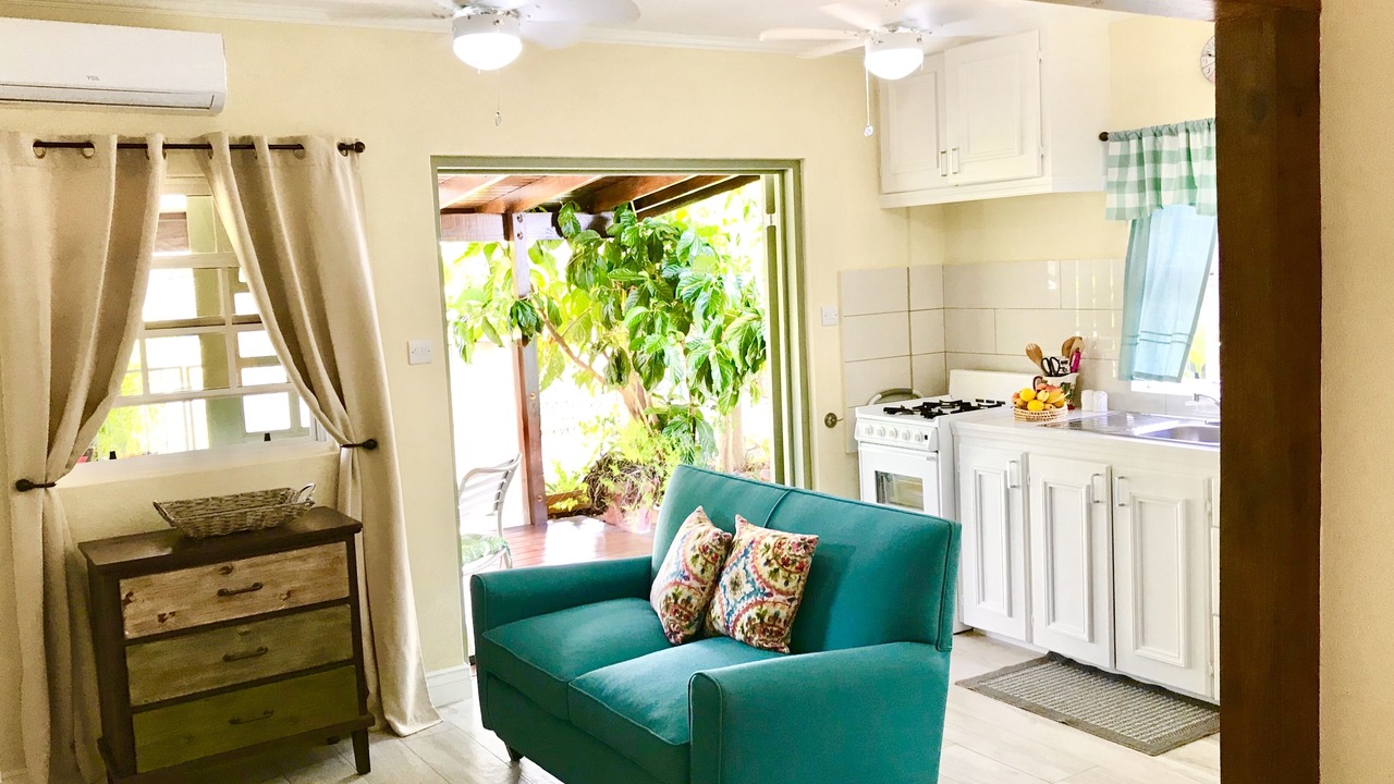 Photo of Livingroom in Enterprise