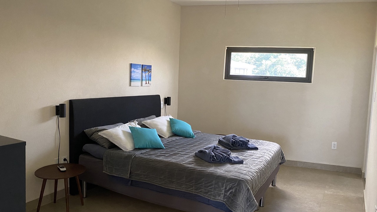 Photo of Bedroom in Oistins