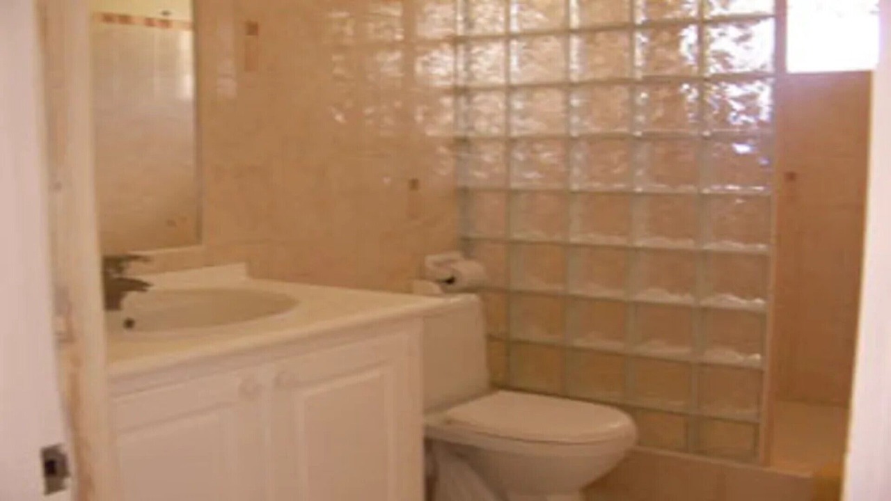 Photo of Bathroom in Silver Sands