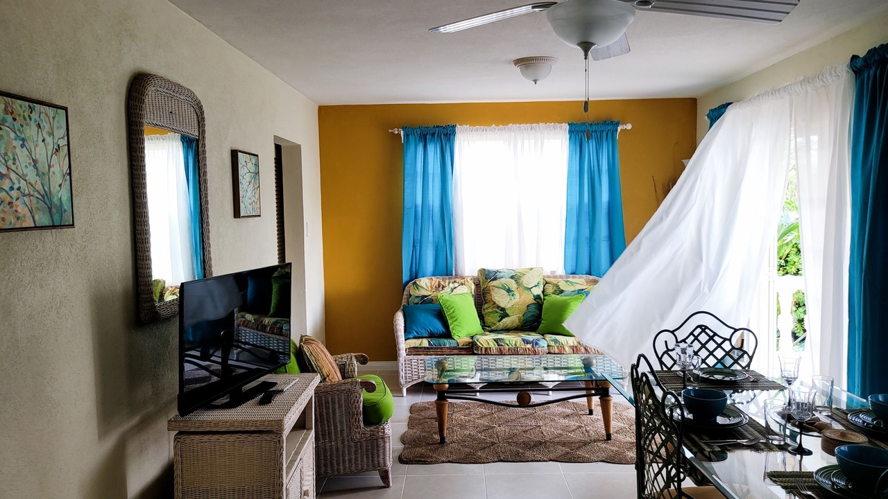 Photo of Livingroom in Atlantic Shores