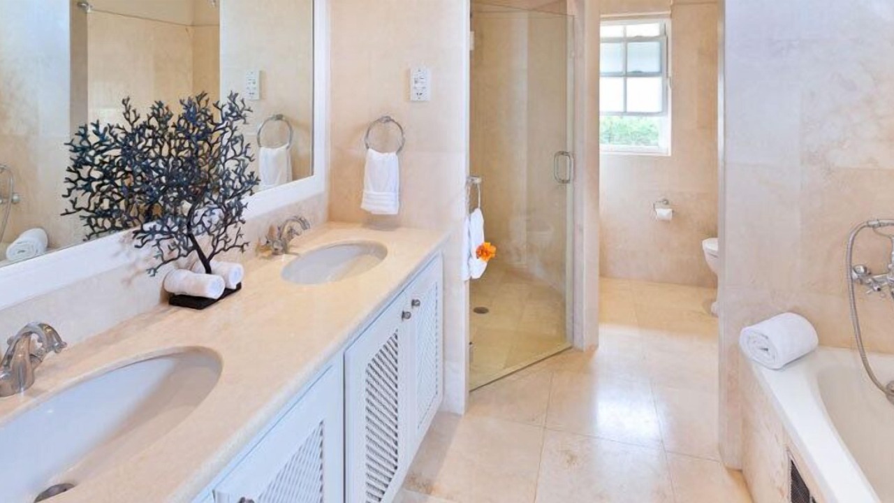 Photo of Bathroom in Mount Standfast