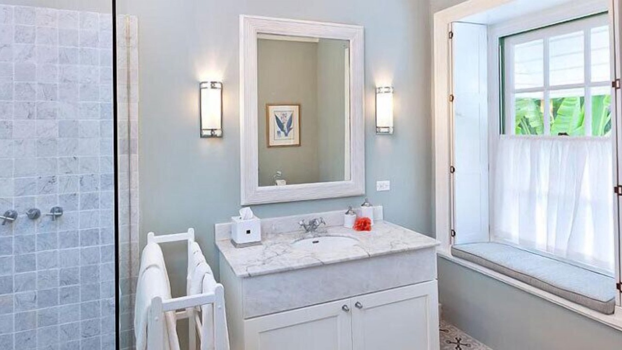 Photo of Bathroom in Little Battaleys